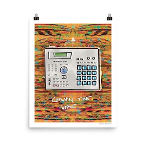 Könnte beinhalten: Ein digitaler Sampler vor einem bunten, abstrakten Hintergrund. Der Sampler hat einen Bildschirm, Knöpfe und Regler. Der Text "Catchin' the Vibe" steht unter dem Sampler.