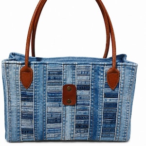 Handgjord denimväska med äkta läderhandtag, dragkedja, axelväska i patchwork-denim, unik handväska