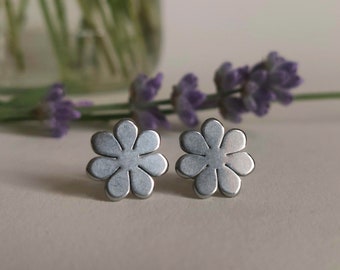 Stainless steel stud earrings flower, mandala earrings daisy simple