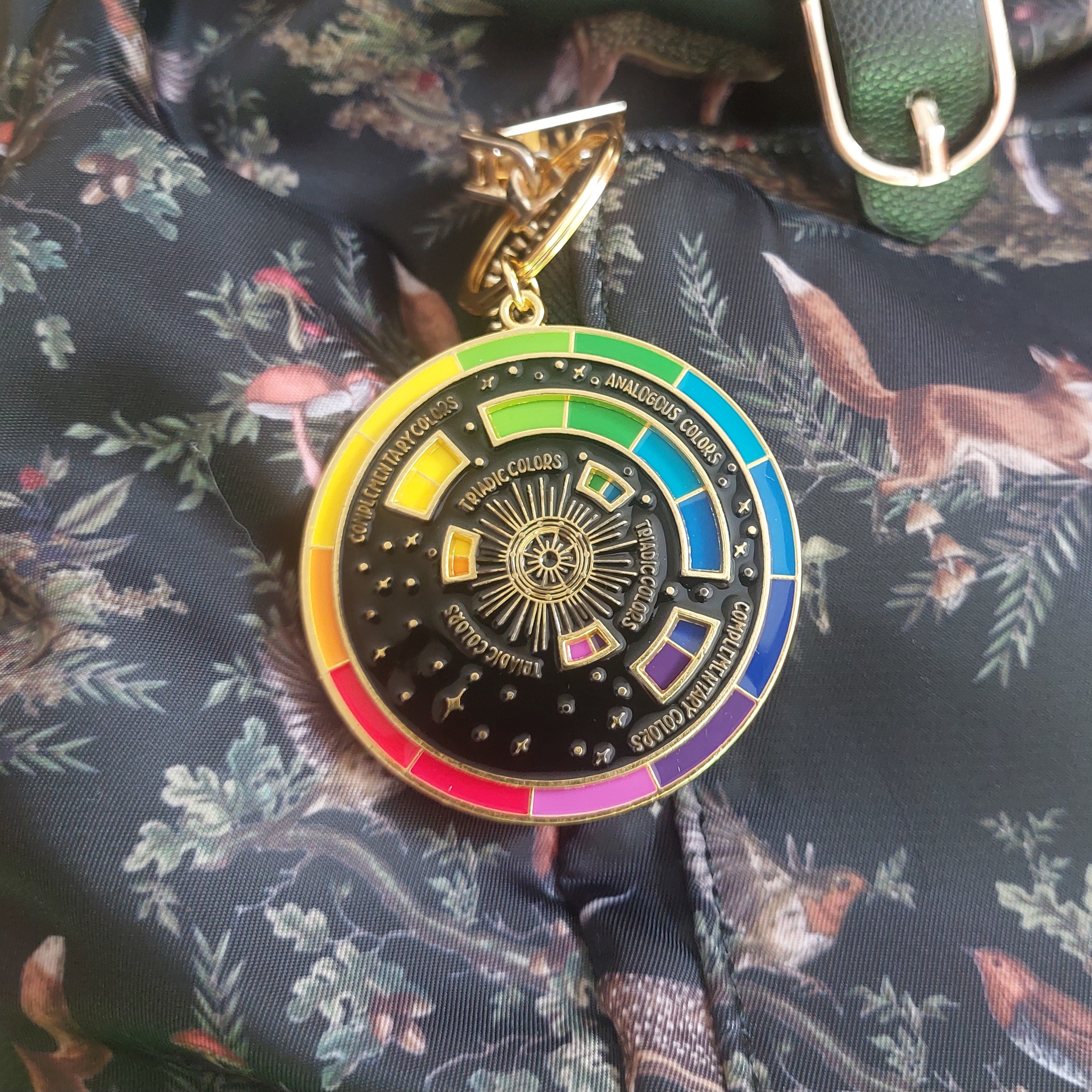 Movable Color Wheel Keychain, Color Theory Gift for Artists, Colorful ...