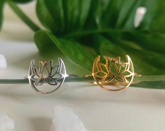 Lotus ring, crescent moon, stainless steel in gold and silver, flower ring for women, statement ring | Lotus flower ring