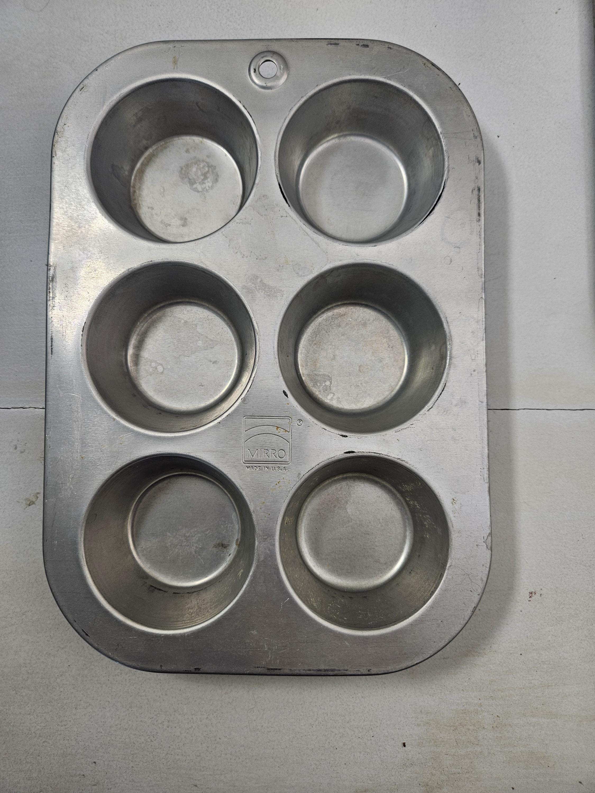 Vintage Mirro Cavity Muffin Cupcake Pan Aluminum Small Wall