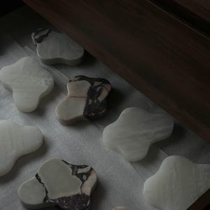 Irregular Calacatta Viola Solid Marble Tray (Single PC), Marble Napkin Weight, Marble Catch-all Tray, Elegant Marble Desk Ornament