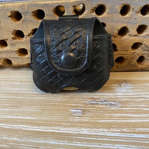 Leather Dip can holster