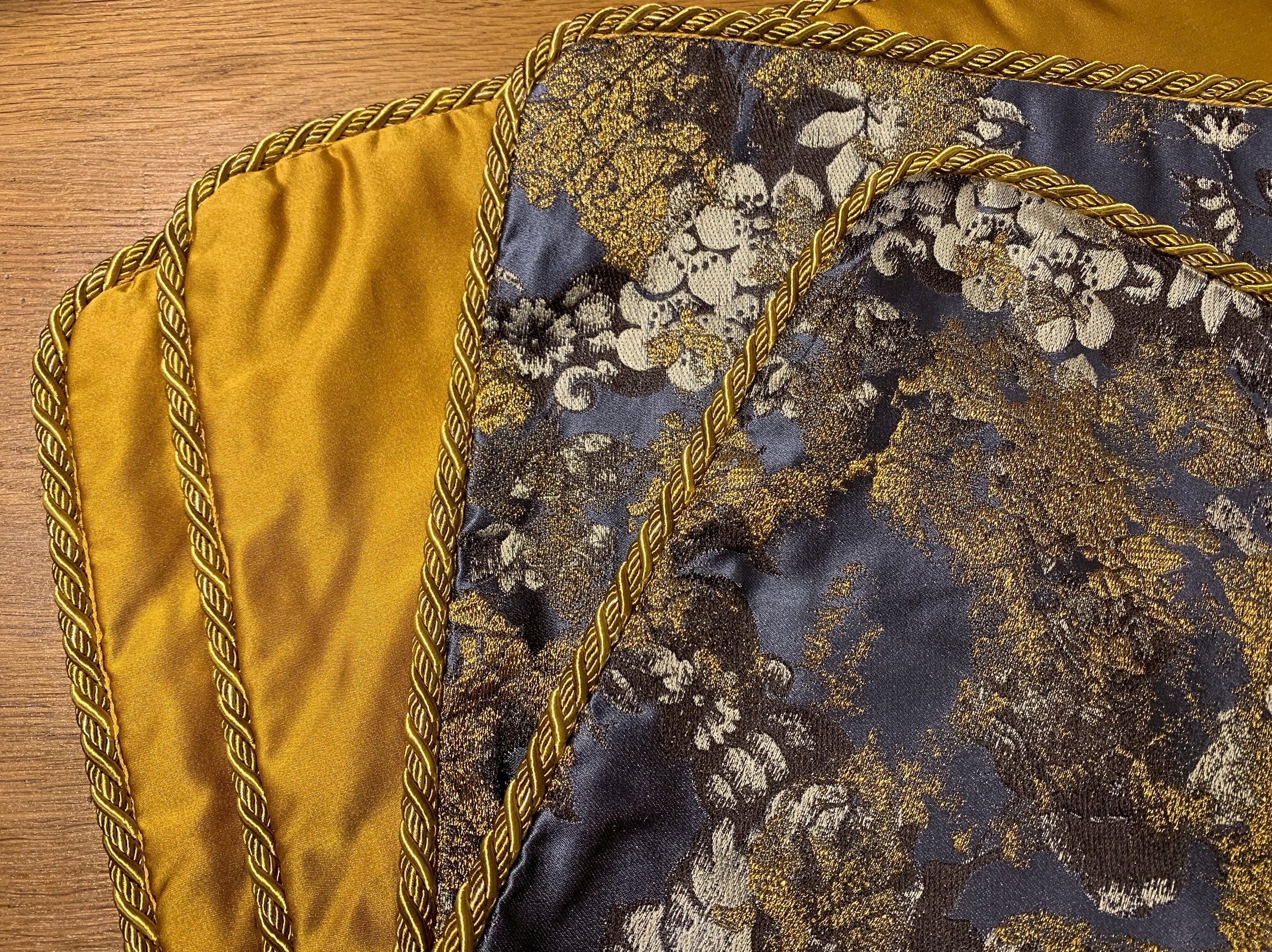 Luxury Rubelli Goldfinger Silk Pillow Golden Venetian Silk Brocade High ...