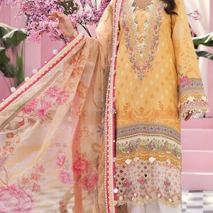Pakistani suits,Pakistani shalwar kameez,Pakistani dress,Indian suits, Anaya suits.