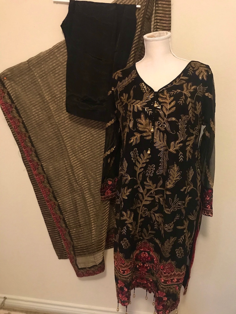 New eid connection Pakistani three pieces suit embroidery chiffon,