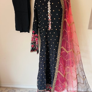 Maria b embroidered lawn & Marrir Works long dress embroidered net fabric duppta.