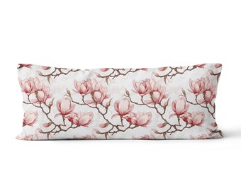 Aquarell Magnolia Blush Bloom Design XL Lendenkissen -XL Rechteckiges Lendenkissen von ReddAndGoud,-Auf Bestellung gefertigt- Größe: 14"x36" / 35x91 cm