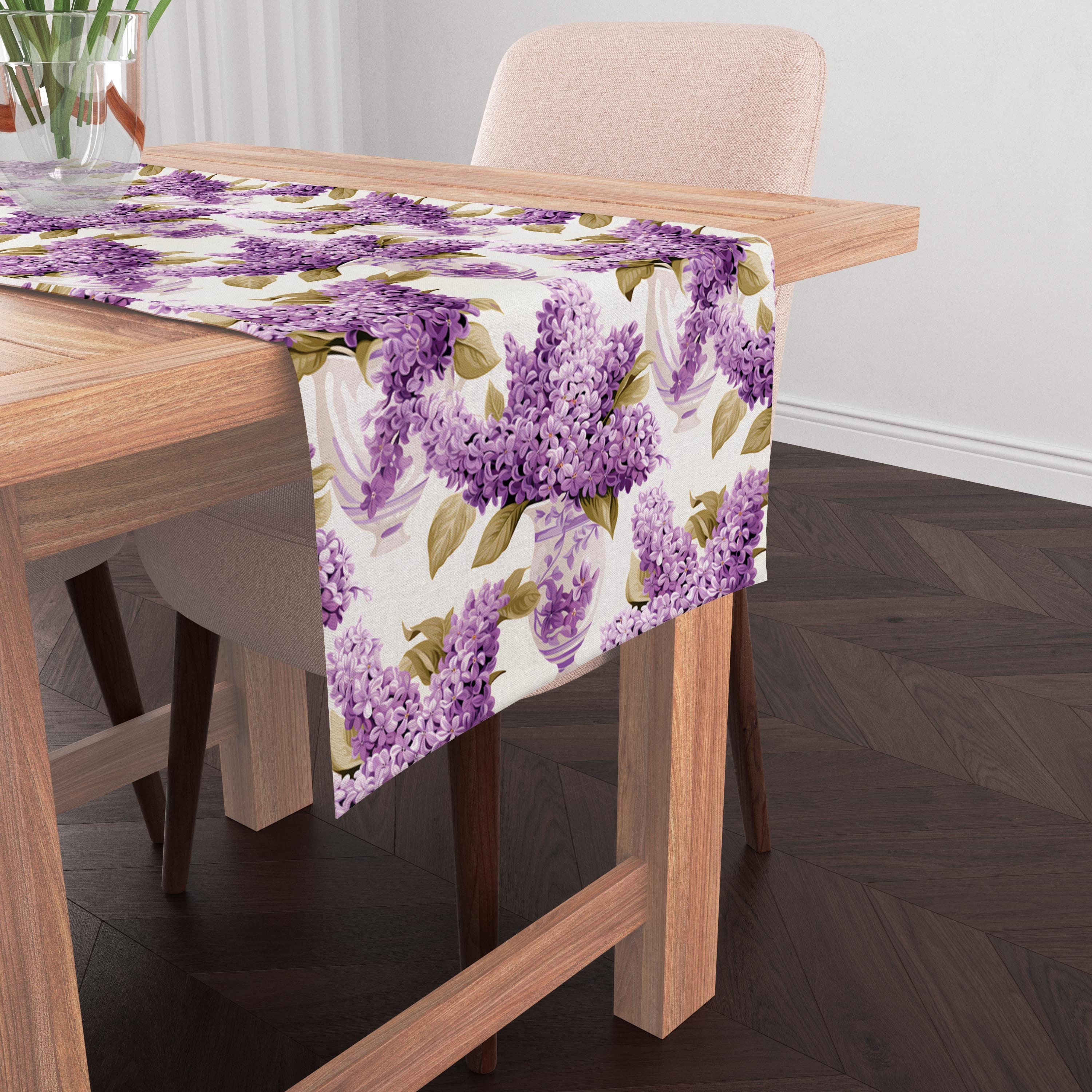 Tischläufer Mit Gotischem Blumenmuster – Vintage Design In Dunkelviolett