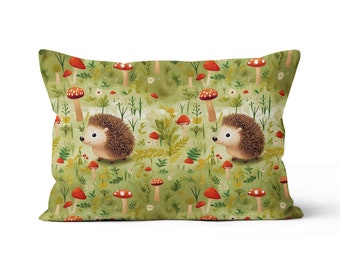 Kissenbezug von „Hedgehog“ Design – Waldtier Igeltiere Rechteckiges Lendenwirbelkissen, auf Bestellung gefertigt von ReddAndGoud