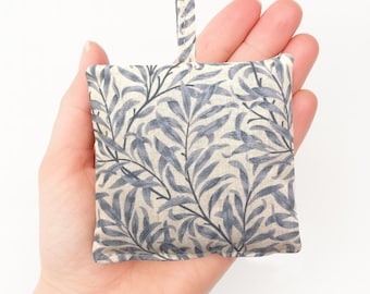 Lavender Bag – William Morris Willow Bough - Heritage Blue, Drawer and Wardrobe Freshener, Relaxation and Thank You Gift, Handmade UK