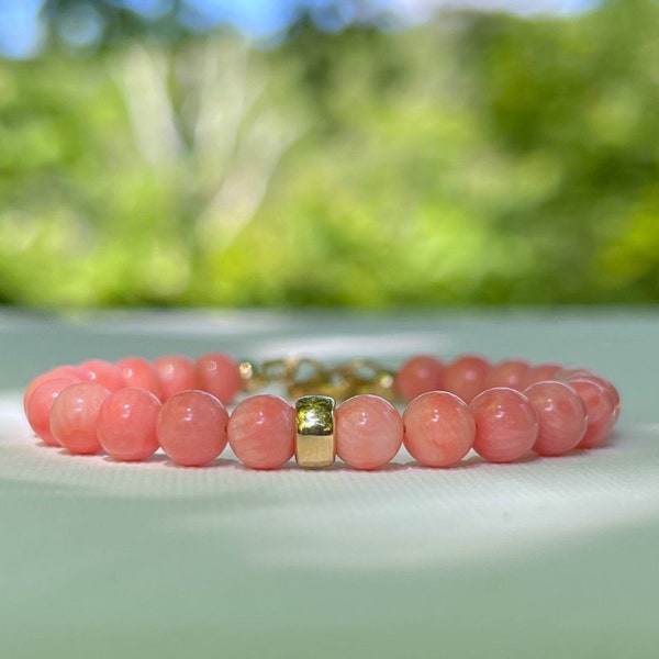 Korallen Armband, natürliche rosa Koralle, Engelshaut Koralle, 14K Gold gefüllt, zartes Armband, stapelbares Armband, Mutter Geschenk, Frauen Geschenk