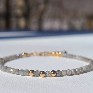 Labradorite Bracelet, Gold Filled, Minimalist Bracelet, Delicate Bracelet, Dainty Bracelet, Tiny Bracelet, Stacking Bracelet, Women Gift