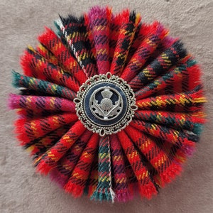Hey/Leith Modern Scottish pure wool Tartan Brooch from Scotland.