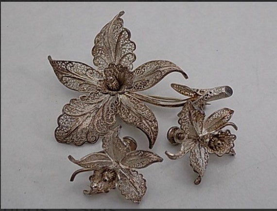 Vintage sterling filigree brooch with matching ea… - image 4