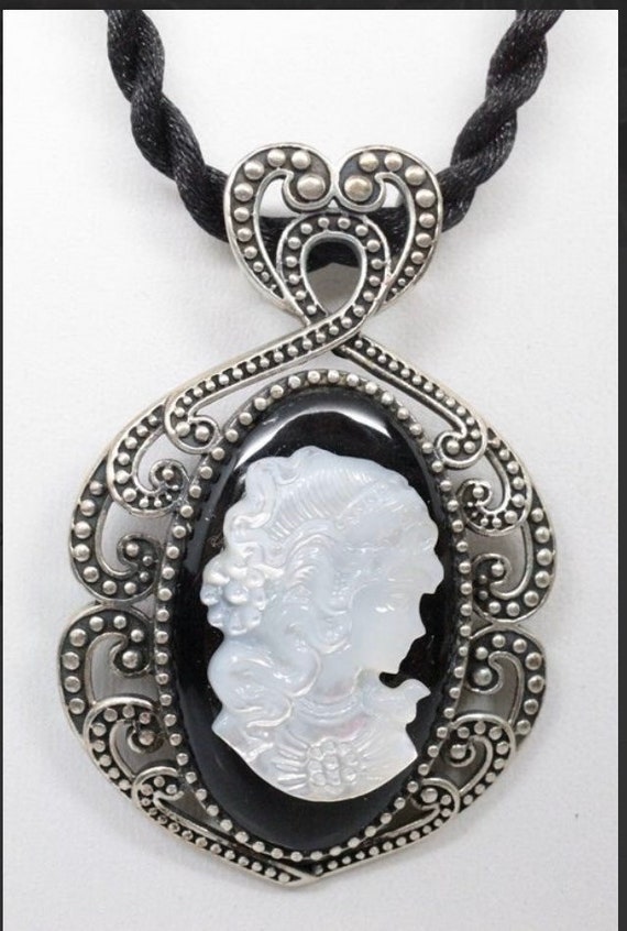 Sterling Onyx and MOP cameo necklace