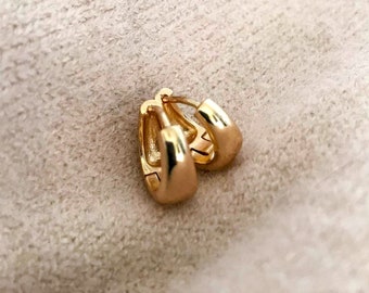 18kt Gold Filled Chunky Hoop Earrings, Gift for her,  Lightweight Earrings, 18kt Goldfilled Earrings Canada, Simple Thick Huggie