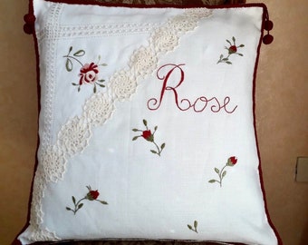 Kissenbezug mit Rosenknospenmuster im "Shabby Chic" Stil - Handmade in Italy