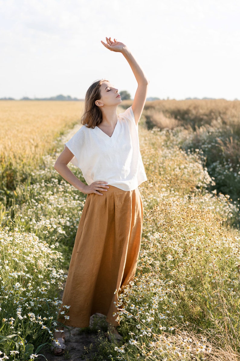 Casual Summer Top VESTA / Short Sleeve Shirt For Women / Soft Linen Blouse / Women Top Blouse / Linen Shirt / V-neck Blouse / Gift for her image 4