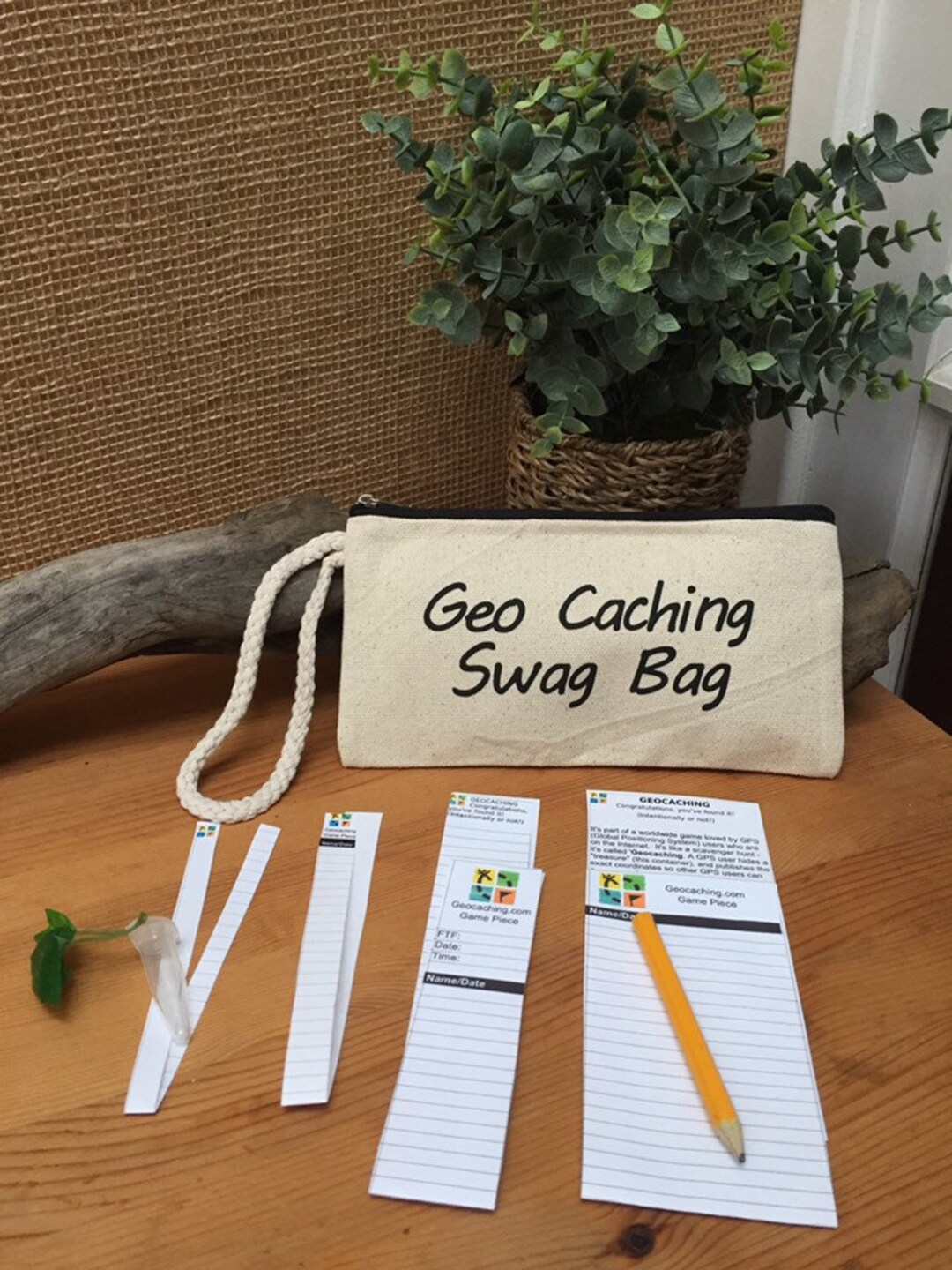 Lots Surprise De SWAG Geocaching – Boîtes à Secret Et Objets Sympas Pour Le Monde De La Randonnée Et Du Plein Air !