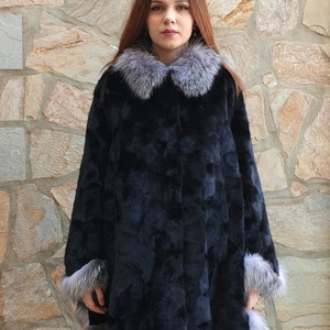 Fur coat, blank mink coat,mink-fox fur coat