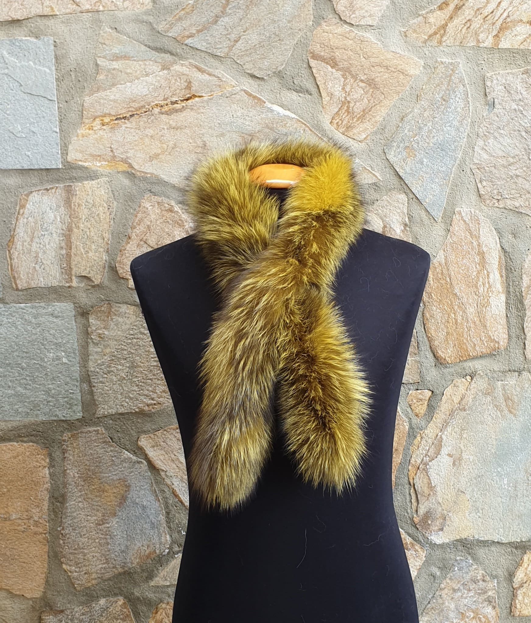 FRATELLI TALLI fox fur バラクラバ il_fullxfull.3918377014_t075.jpg