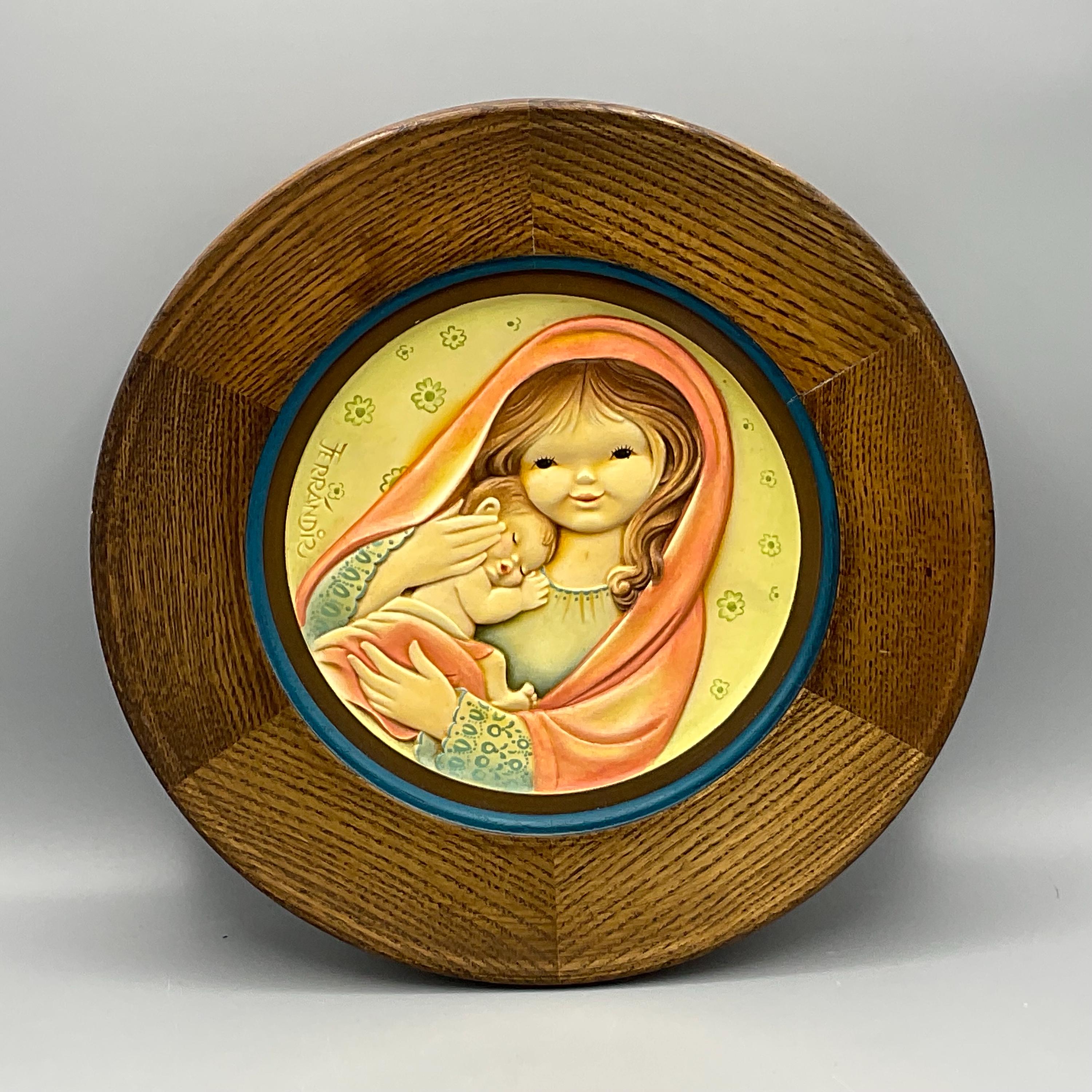 アンリ人形　壁掛けプレート◆お箱付　　　【Mother’s Day ・1973】 ANRI MOTHER'S DAY 1973 PLATE #1690 WOOD PLAQUE vintage | eBay