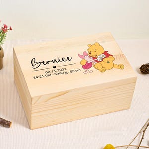 Caja de recuerdos para bebé con un adorable Winnie y su nombre, caja de recuerdos personalizada, regalo para baby shower de recién nacido, regalo de bautismo, regalo de primer nacimiento para niña o niño.