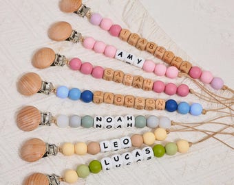 Personalisierte Baby Schnullerclip, Silikon / Holz Name, benutzerdefinierte Schnullerclip, Schnullerkette für Neugeborene Mädchen / Jungen, Schnullerclip, Schnullerhalter