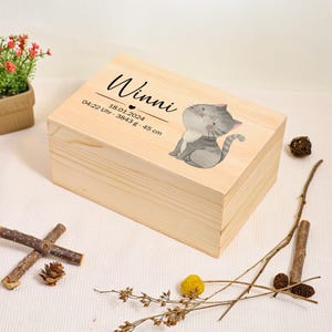 Preciosa caja de recuerdos de nacimiento personalizada con diseño de gato gris, caja de madera para recuerdos de bebé, caja de recuerdos de bautismo, regalo de Navidad para bebé, caja de almacenamiento para recién nacido niño/niña