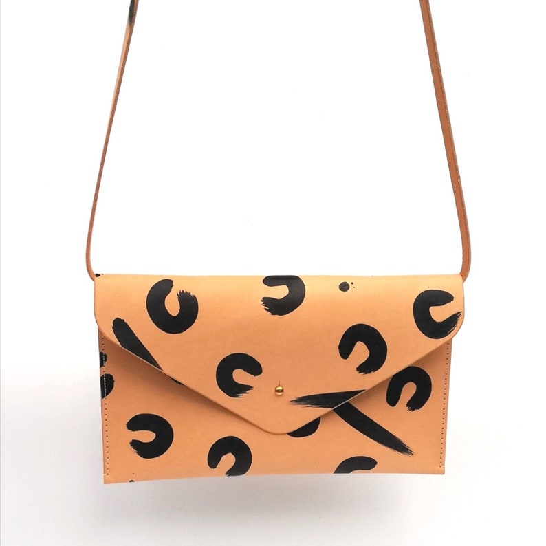 Hand Painted Leopard Shoulder/Clutch Bag / Leopard clutch bag / Leopard shoulder bag / Leather clutch bag / Leather shoulder bag / image 2