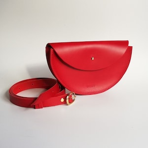 Red leather half moon bag / crossbody bag / leather hip bag / leather waist bag / belt bag / leather fanny pack / leather clutch / red bag