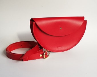 Red leather half moon bag / crossbody bag / leather hip bag / leather waist bag / belt bag / leather fanny pack / leather clutch / red bag