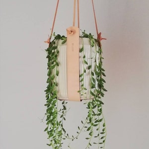 Small leather hanging planter / Indoor hanging planter / Indoor hanging basket / Minimalist hygge decor / Plant holder image 1