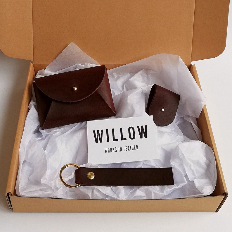 Conjunto de caja de regalo personalizado / bolso de cuero / billetera / bolso de cuero / regalos de Navidad / regalos personalizados / billetera de cuero / bolso marrón Chocolate Brown