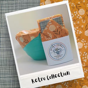 Beeswax Wrap Starter Pack - Reusable Food Wrap Set - Eco Friendly Gift -  Plastic Free Snack Bag - Retro Harvest Gold - Kitchen Gift