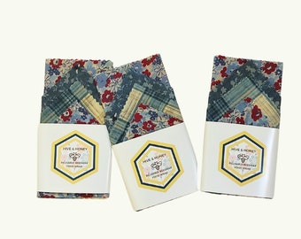 Beeswax Wraps - Red White Blue - 4 Piece Wrap Set -  Reusable Food Wrap - Eco Gift  - Kitchen Storage - Plastic Free - Food Wrappers