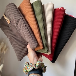 Pochette protège livre broché, housse pour liseuse, tablette avec tissus personnalisés