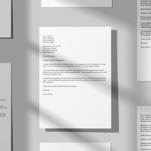 Może przedstawiać: Formalny wz&oacute;r listu rezygnacyjnego z białym tłem i czarnym tekstem. List zawiera temat, zwrot grzecznościowy i akapit w treści wyjaśniający pow&oacute;d rezygnacji. List kończy się pożegnaniem i linią podpisu.