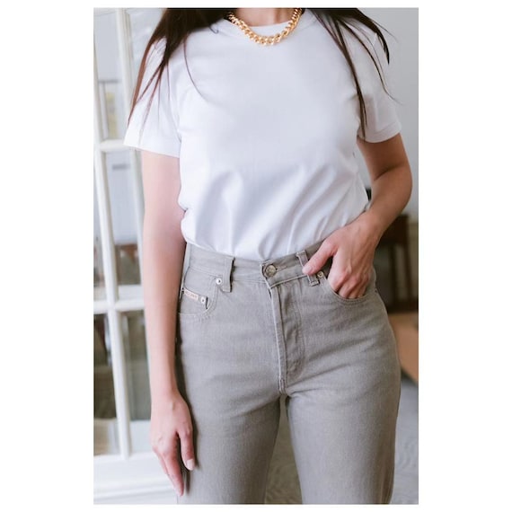 Vintage High-Waisted Straight Leg Jeans