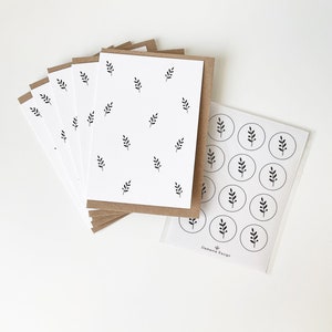 Set di cancelleria di biglietti d'auguri e adesivi con un semplice motivo botanico / Set di biglietti di fiori minimalisti per tutte le occasioni
