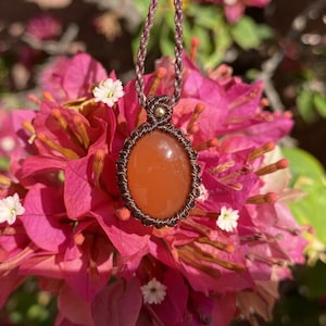 Confidence | Small Carnelian Macrame Necklace, Minimalist Crystal Necklace, Gemstone Necklace, boho style, hypoallergenic, Gift for her