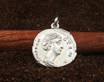 Roman coin pendant (cast) made of silver