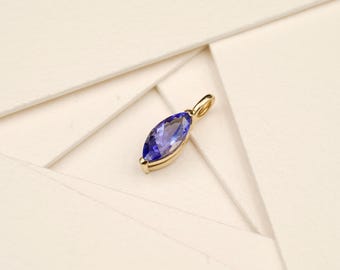 Tanzanite pendant made of 750 gold