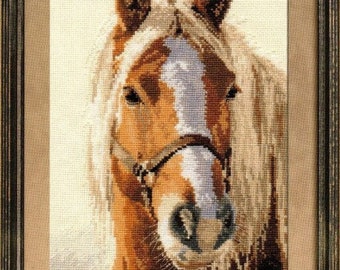 Cross Stitch Kit "Adel" beautiful horse portrait gentle striking chestnut brown fur with contrasting white facial marking and mane unique