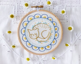 Embroidery Kit, "Sleepy Cat", summer fun craft teen tween therapeutic beginner floral hand embroidery preprinted pattern stitch guide