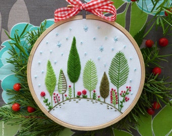 Embroidery Kit, "Christmas Forest", 4", printed embroidery, beginner embroidery, Christmas embroidery, holiday embroidery, winter embroidery