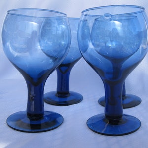 Blue Handblown goblet-Style Wine glasses