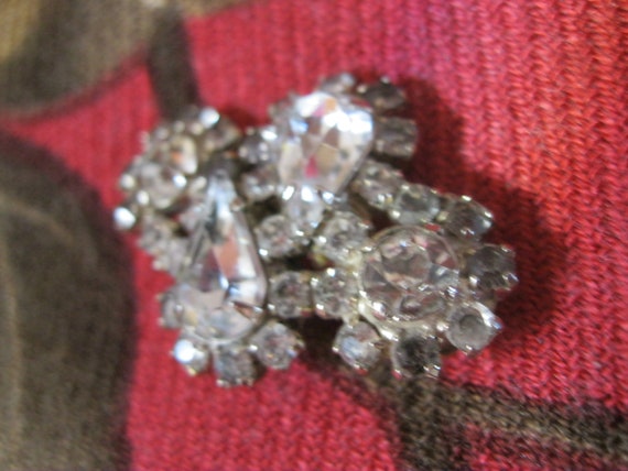 Vintage 1930's Crystal Glass Brooch - image 2